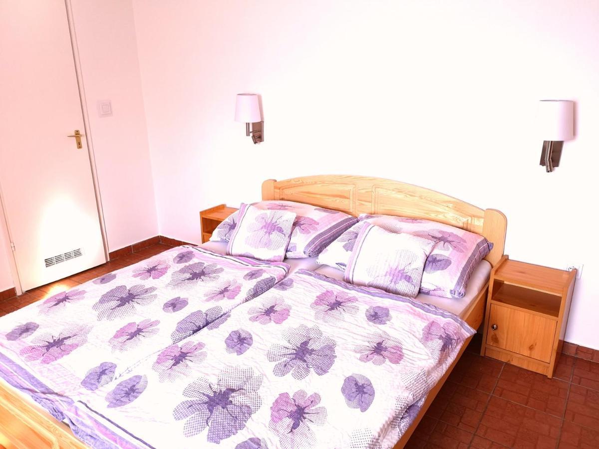 Apartman Kaszas Garden Mosonmagyarovar Bagian luar foto
