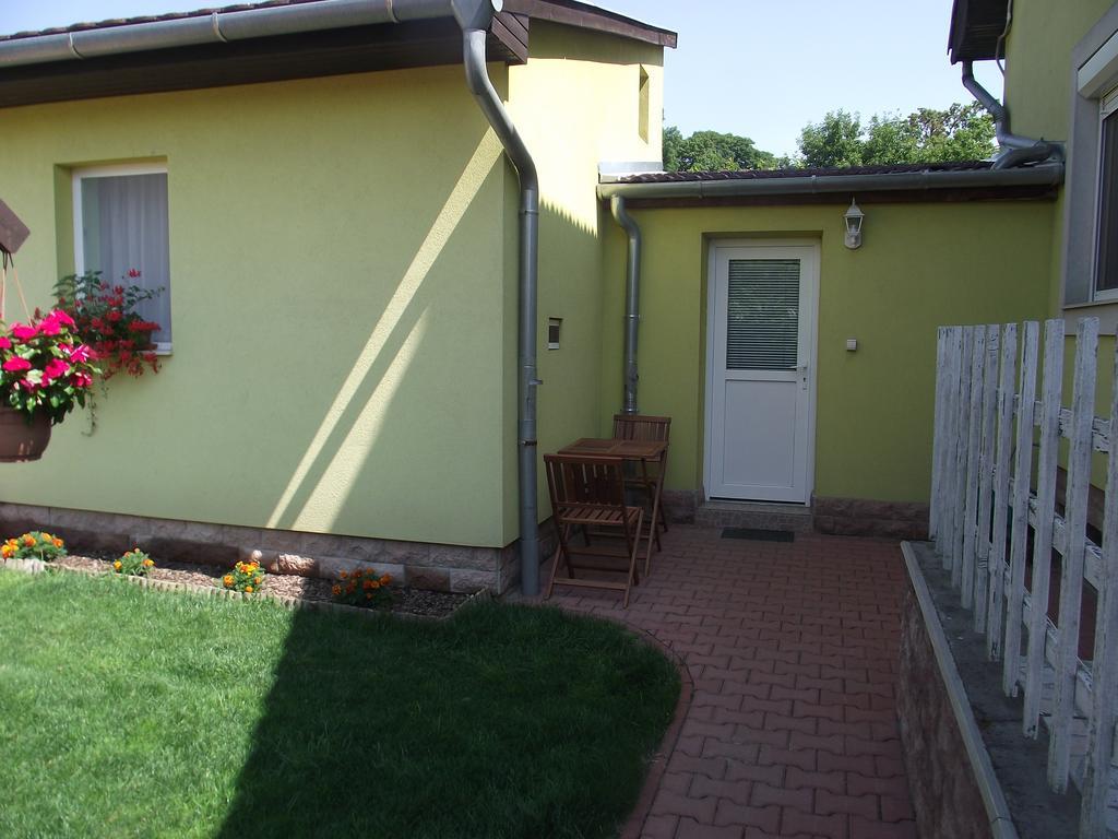 Apartman Kaszas Garden Mosonmagyarovar Bagian luar foto