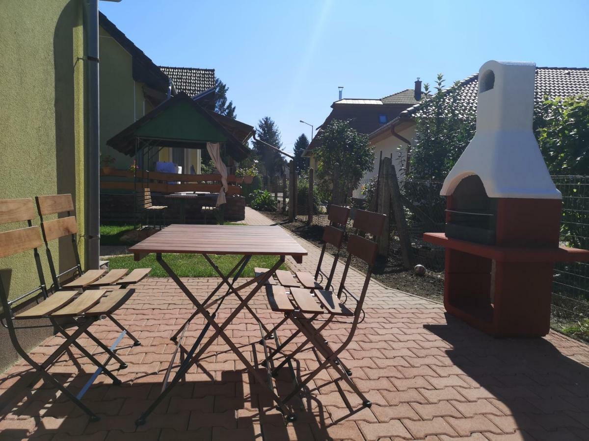 Apartman Kaszas Garden Mosonmagyarovar Bagian luar foto