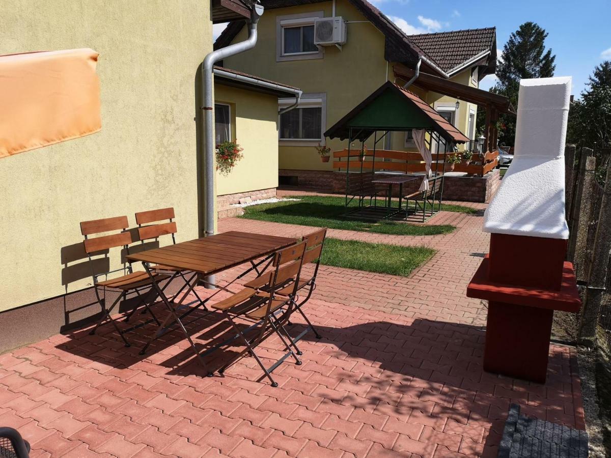 Apartman Kaszas Garden Mosonmagyarovar Bagian luar foto
